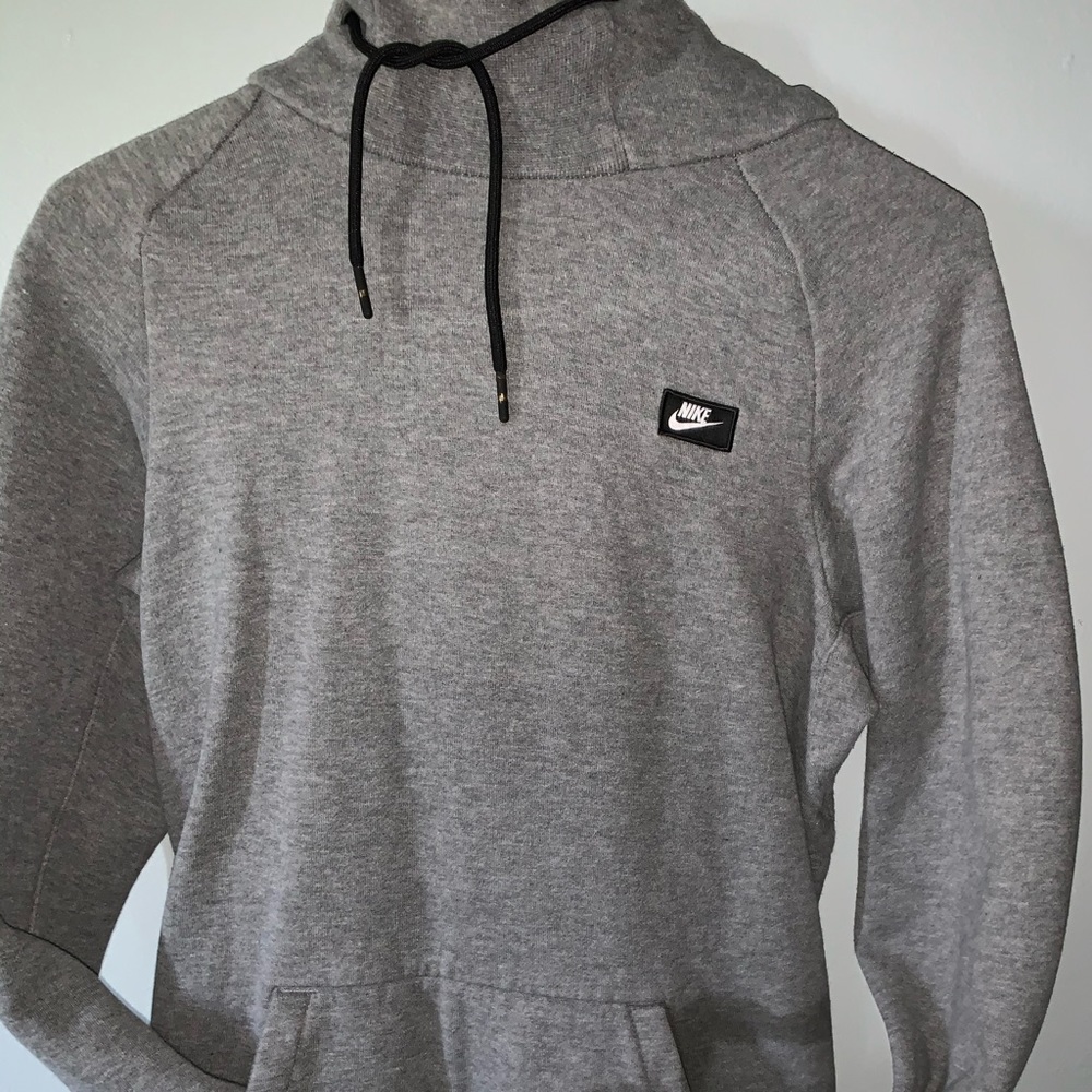 Grey Nike hoodie w/ strings.